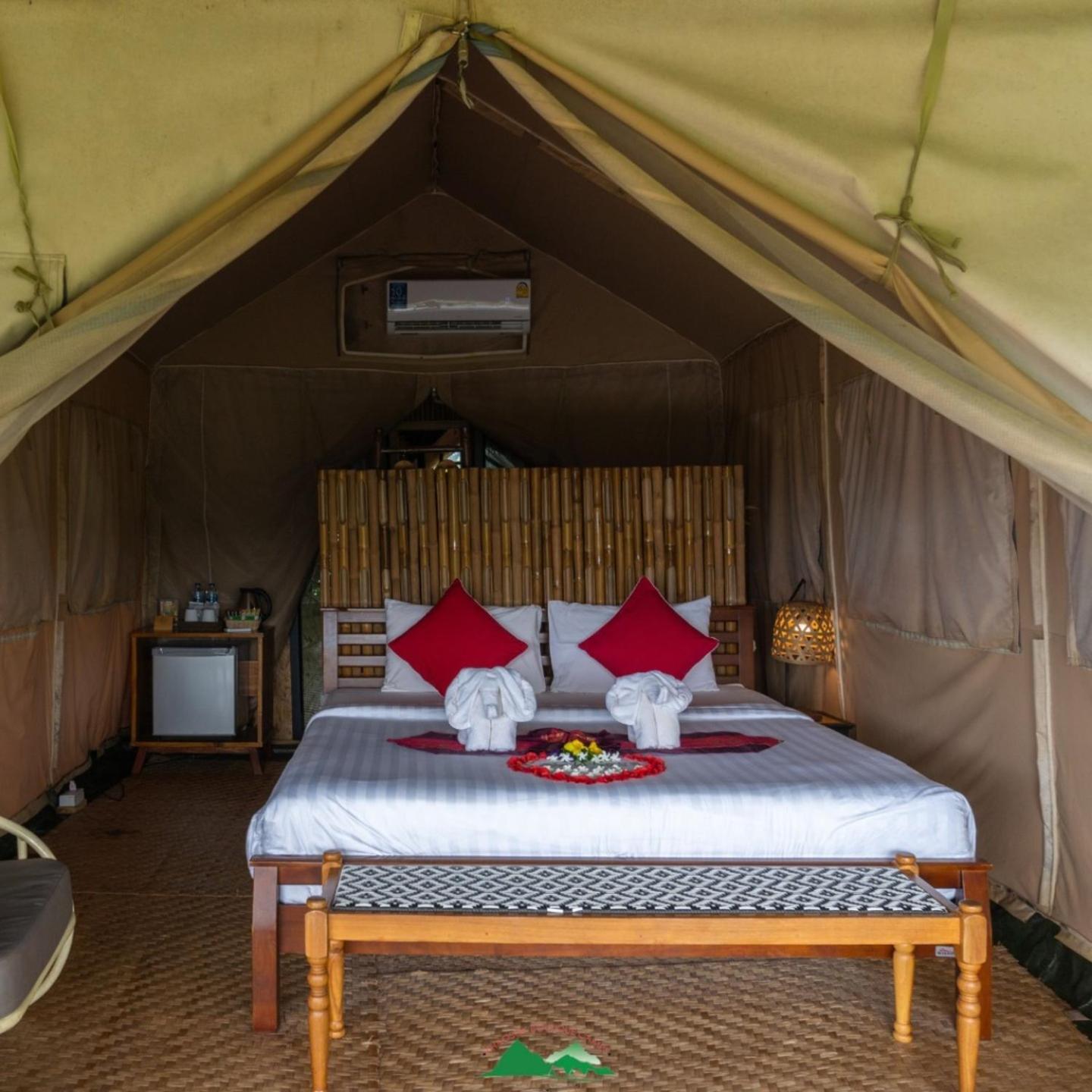Khao Sok Boutique Camping - Exotic Cliff Camping Hotel Khao Sok National Park Exterior photo